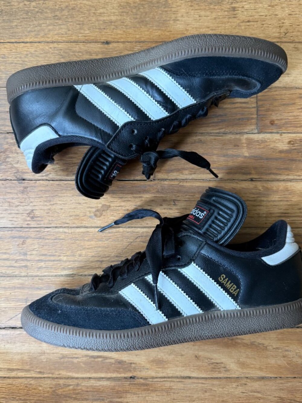 adidas Samba Women’s Sneakers Black with White Stripes - Picture 3 of 10